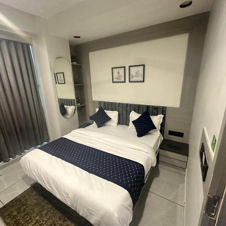 Hotel Asiana Sky Motera Ахмедабад Екстер'єр фото
